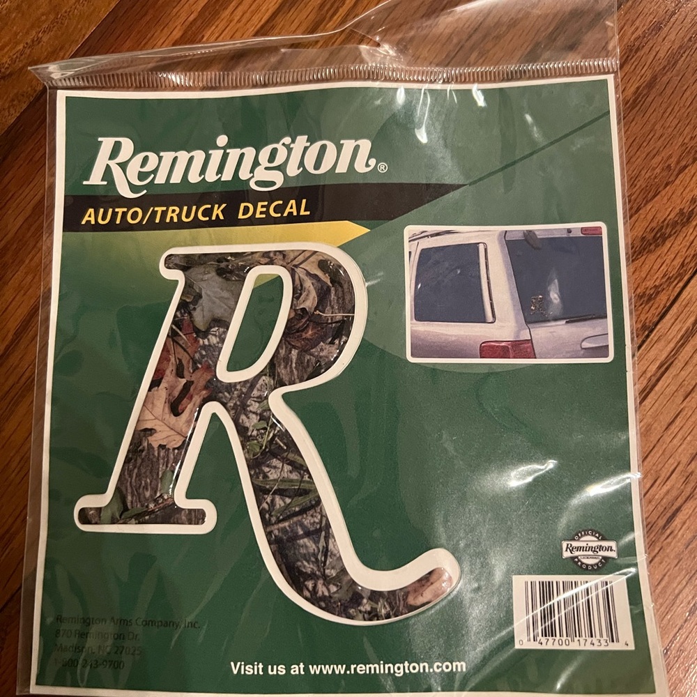 Remington Auto/Truck Decal with Camouflage Design